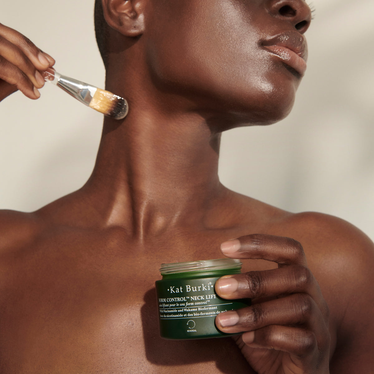 Form Control™ Neck Lift